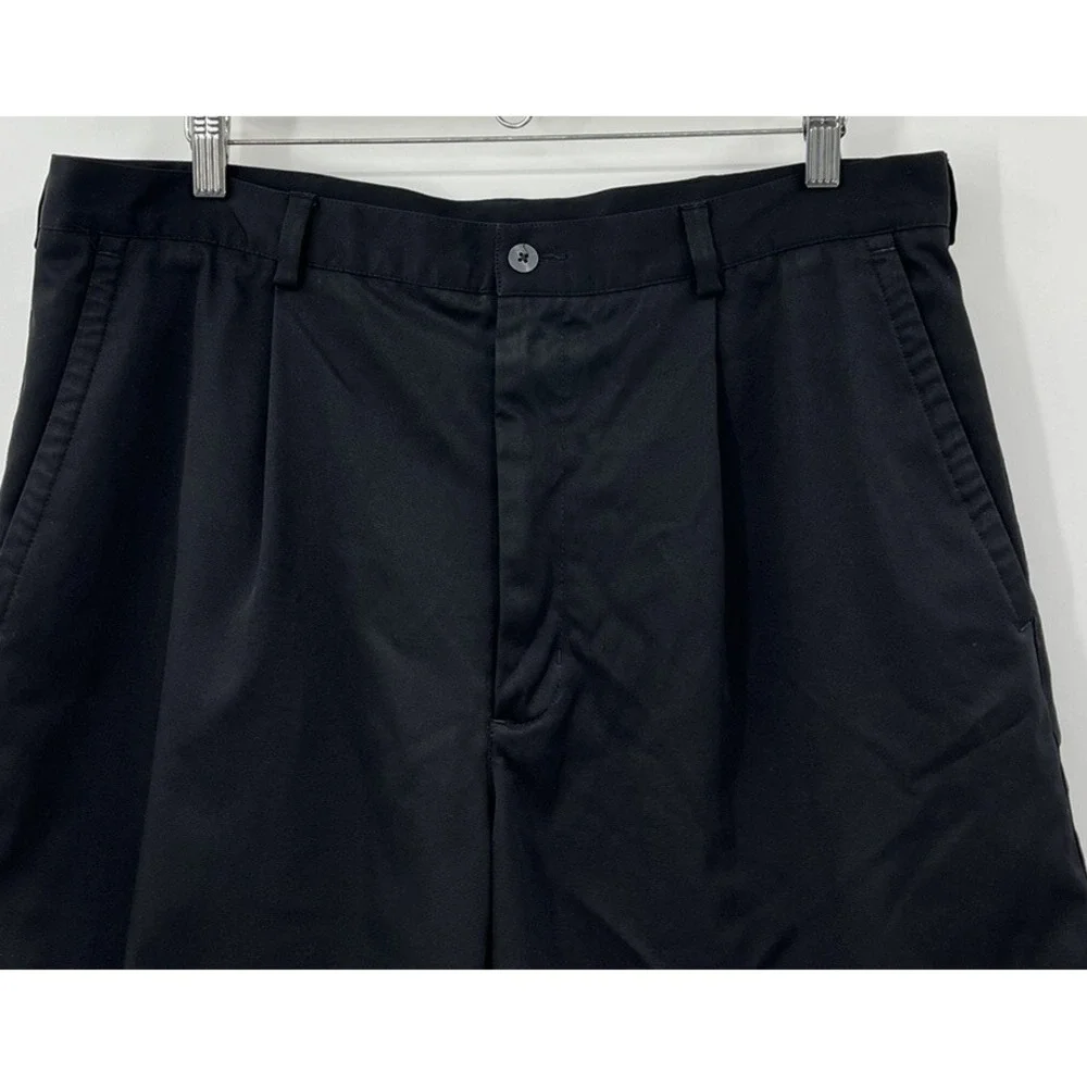 Nike Golf Shorts Men's Size 36 Black Chino Pleated Front Casual Preppy 9